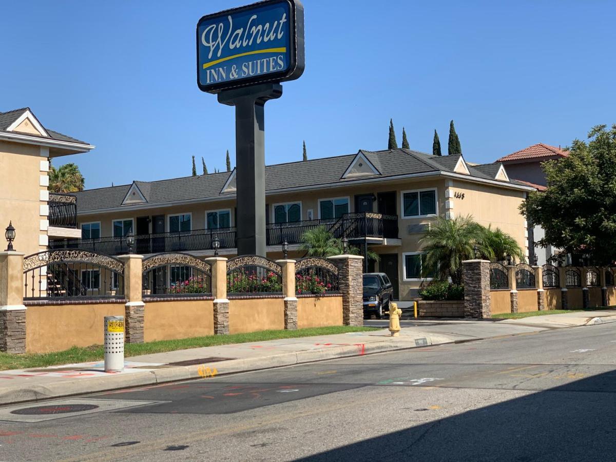 Walnut Inn & Suites เวสต์โควีนา ภายนอก รูปภาพ